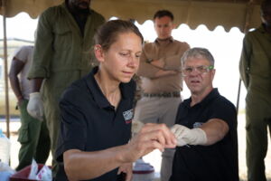 BioRescue embryo transfer on September 24, 2024, in Kenya (photo: Jan Zwilling)