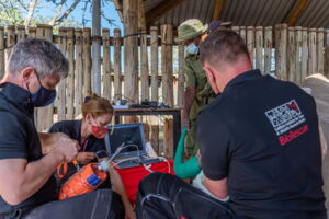 The BioRescue team during the oocyte collection in December 2020 (Photo: Rio the photographer) The BioRescue team during the oocyte collection in December 2020 (Photo: Rio the photographer)